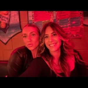 Meet your Posher, Roxanne